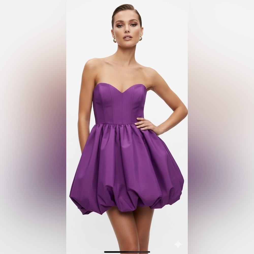 NWOT Zara Vibrant Purple Strapless Voluminous mini Dress